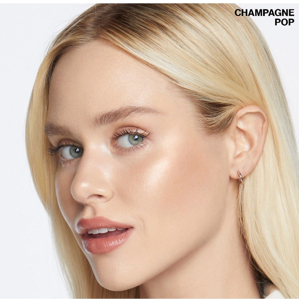 NIB Becca Shimmering Skin Perfector Pressed highlighter
CHAMPAGNE POP mini size - Picture 8 of 10